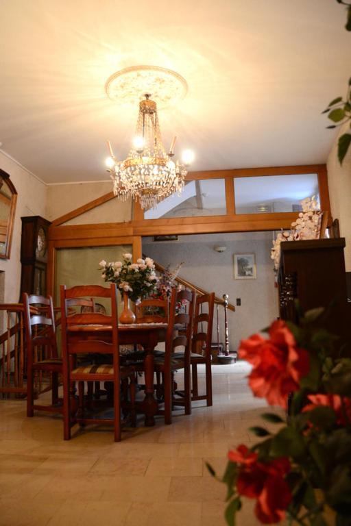 Auberge De La Poste 빌프랑슈 뒤 루에르그 외부 사진